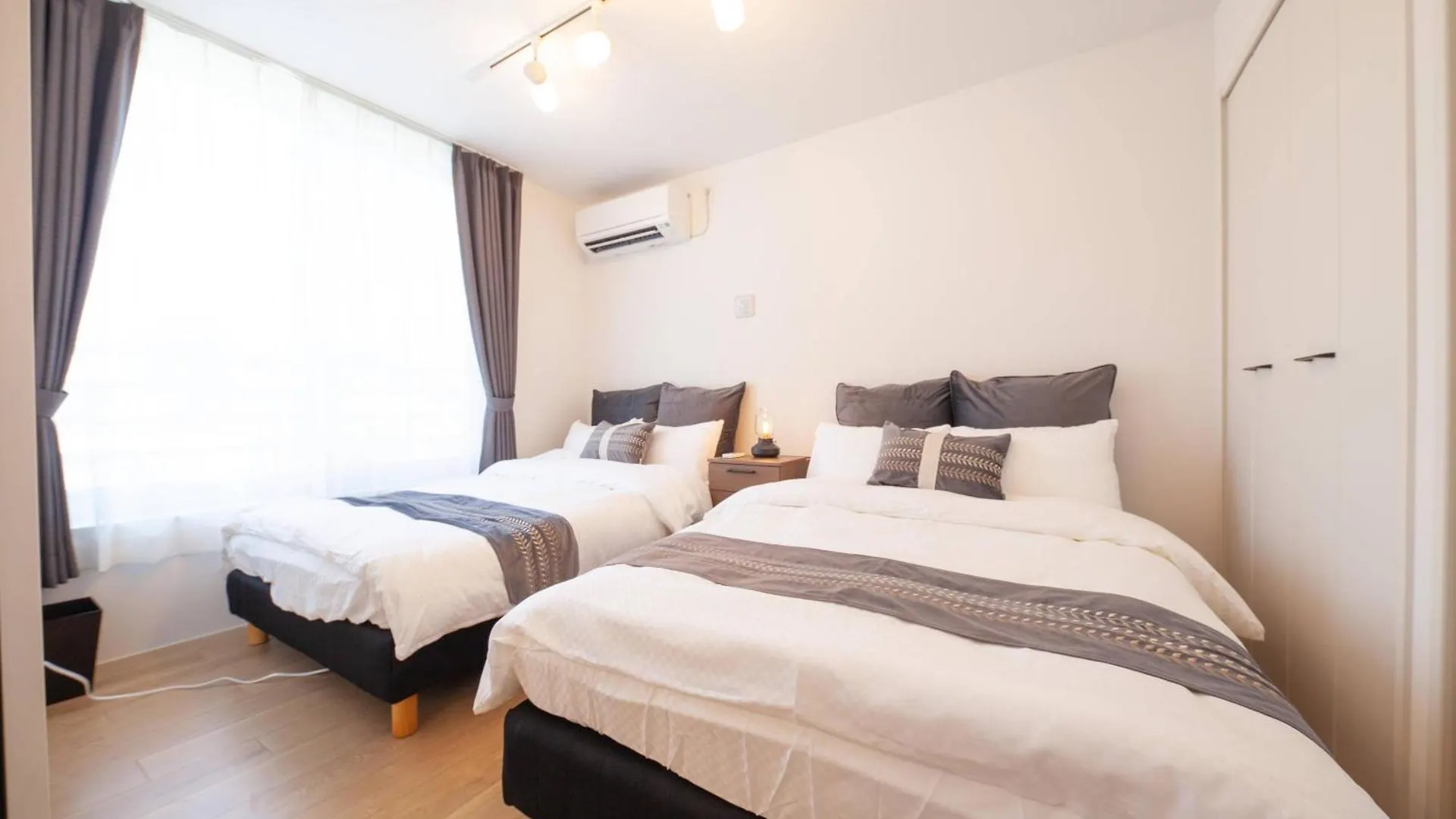 Legaland Gakushuin Shita Tokyo Apartment